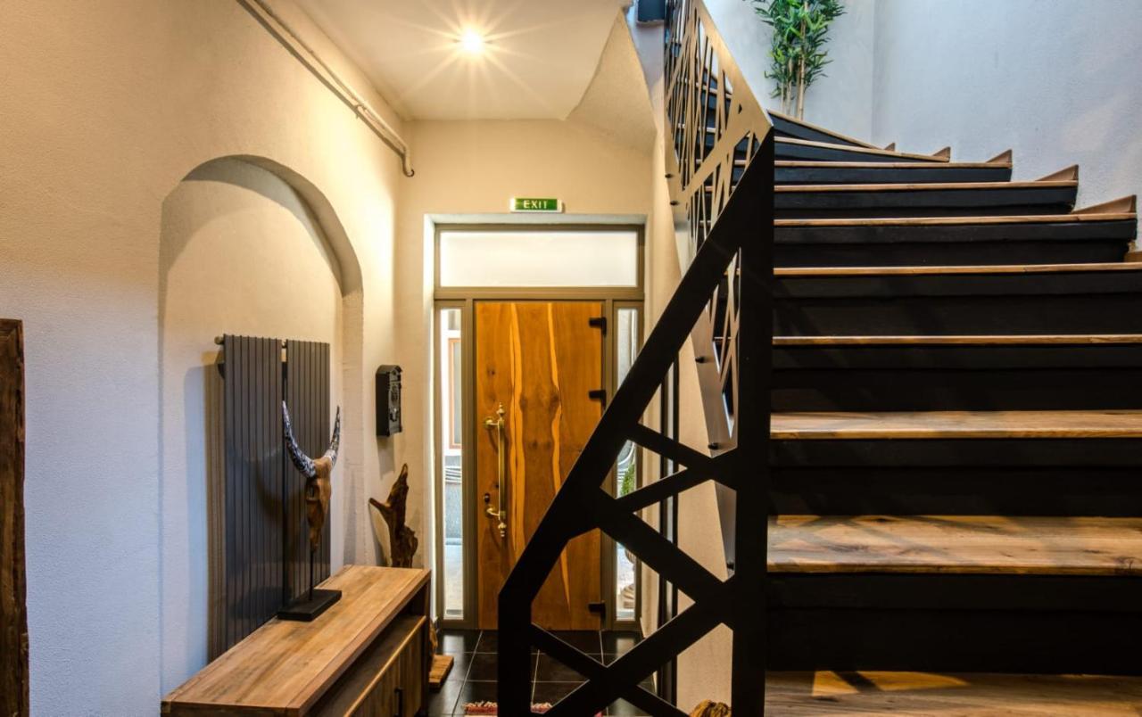 Acsa Inn Craiova Buitenkant foto