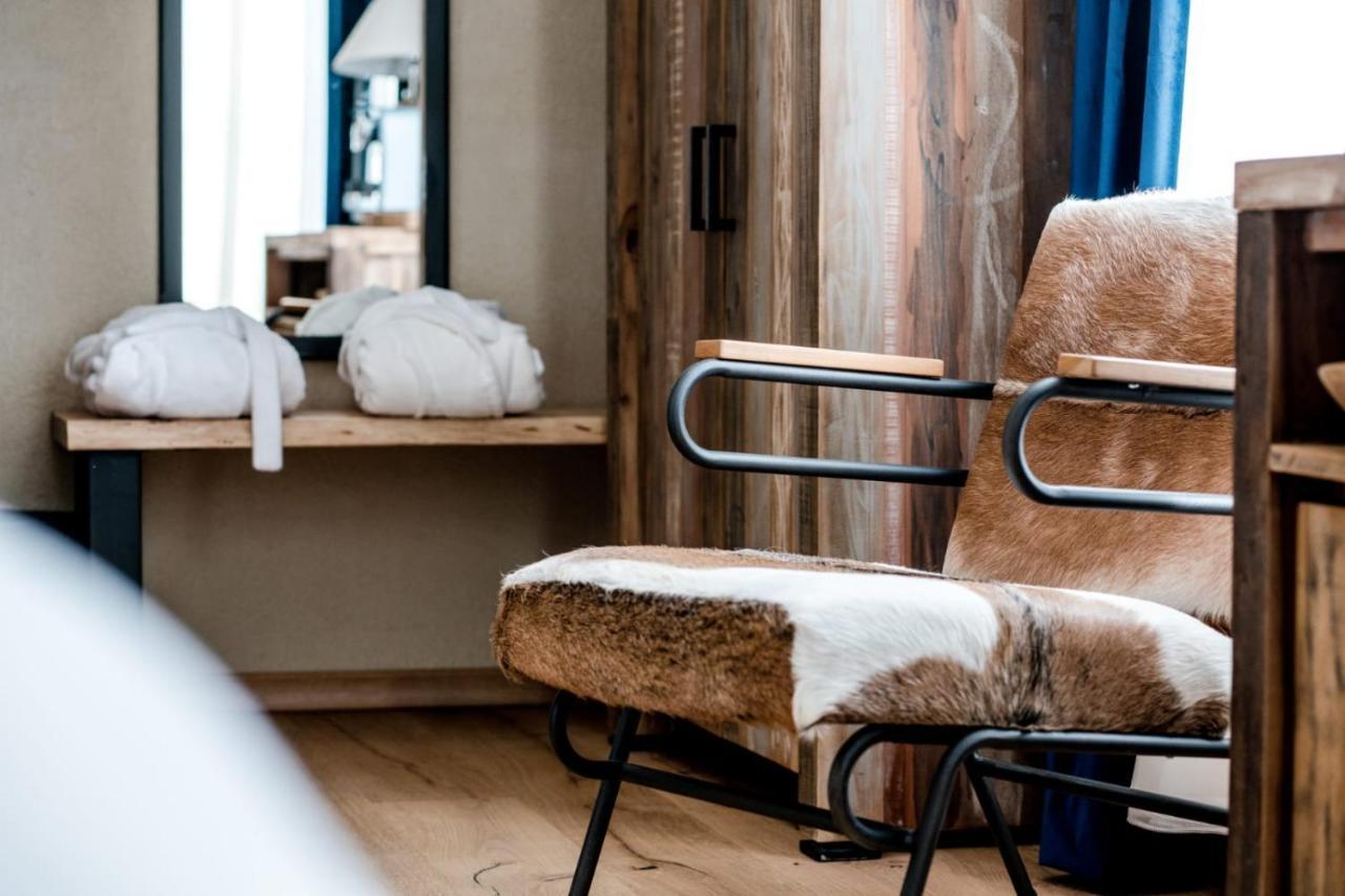 Acsa Inn Craiova Buitenkant foto