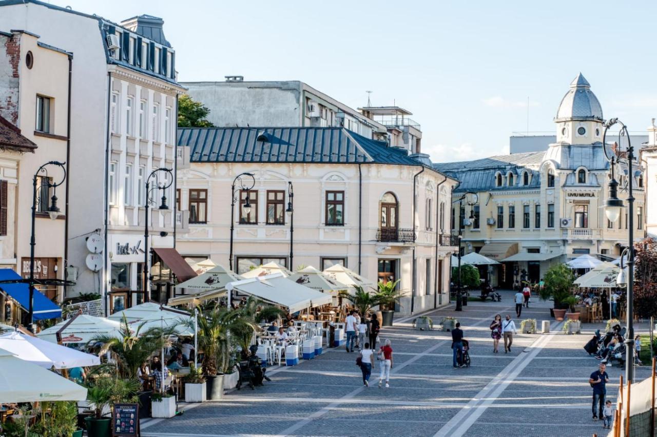 Acsa Inn Craiova Buitenkant foto
