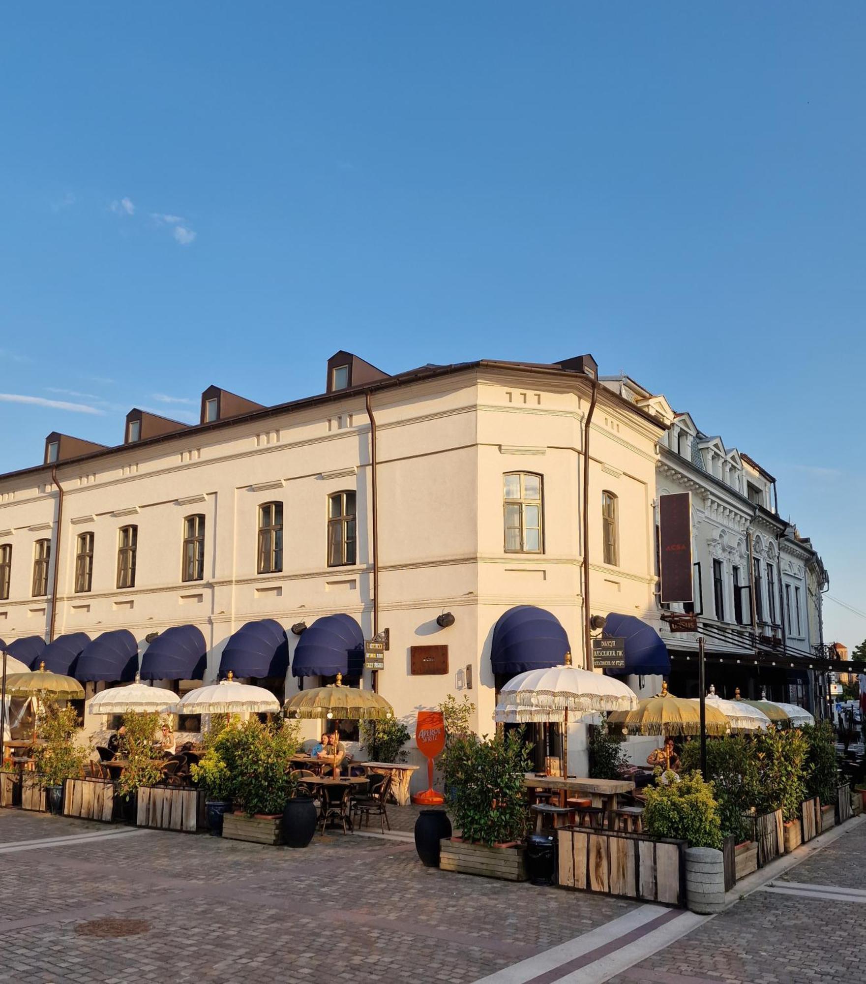 Acsa Inn Craiova Buitenkant foto